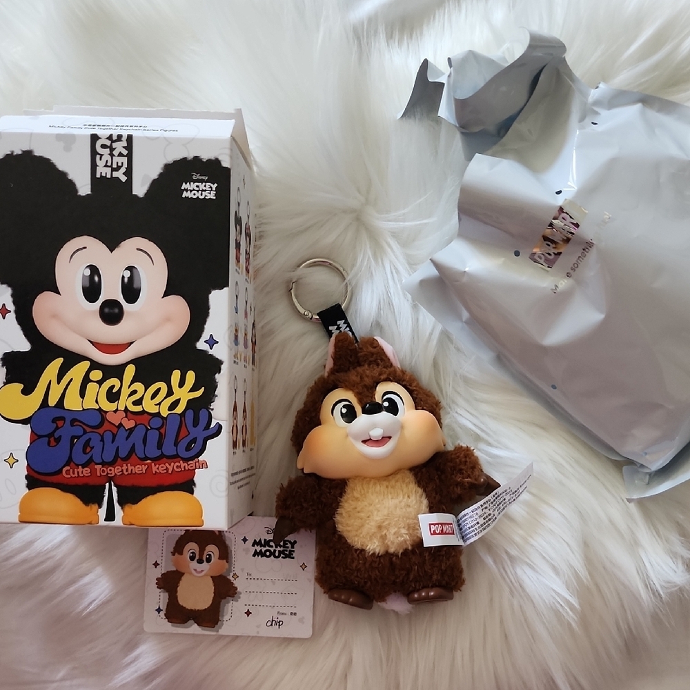 Disney Chip Keychain Plush Mickey Family Popmart Collection